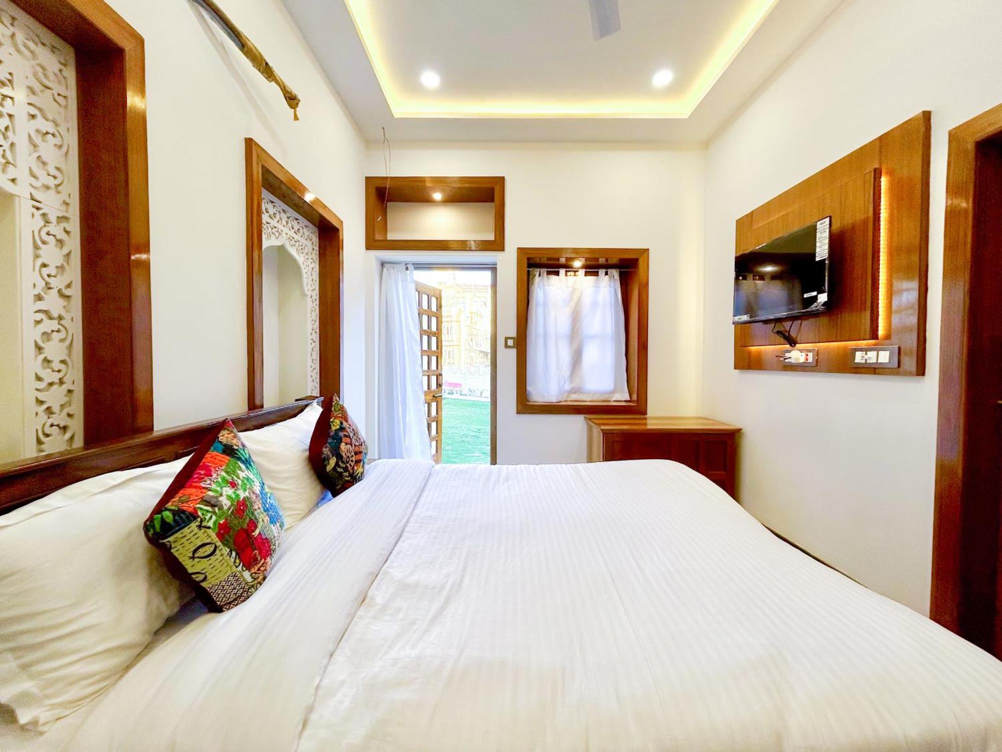Hotel Vasudev Niwas Джайсалмер Екстериор снимка