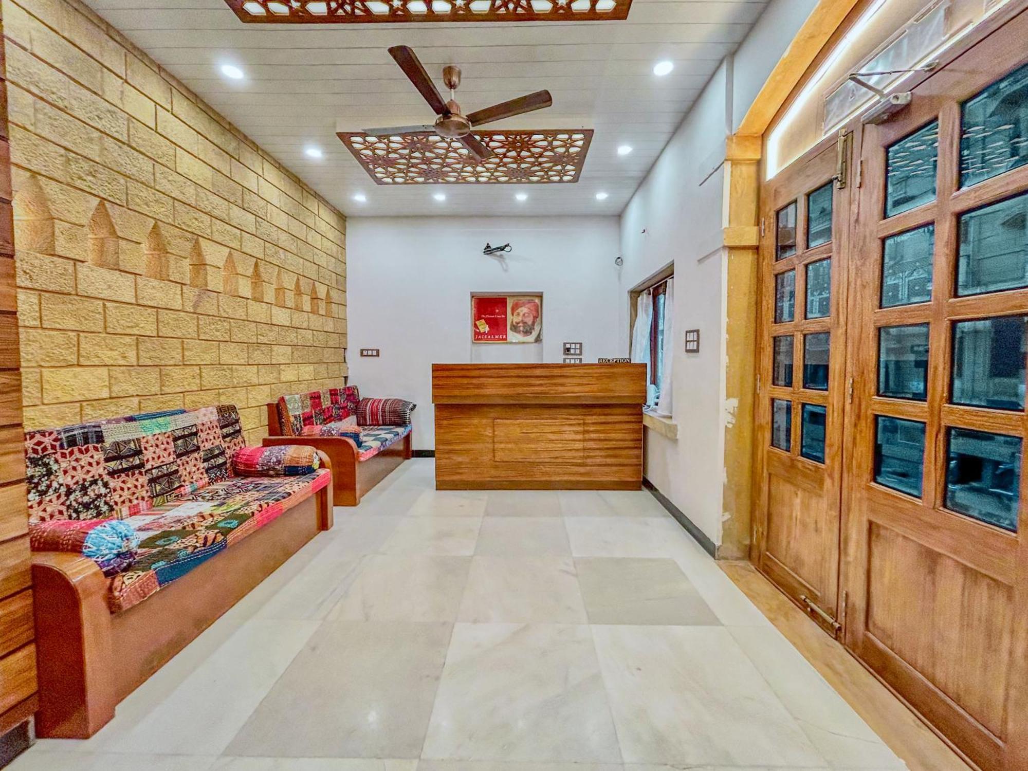 Hotel Vasudev Niwas Джайсалмер Екстериор снимка