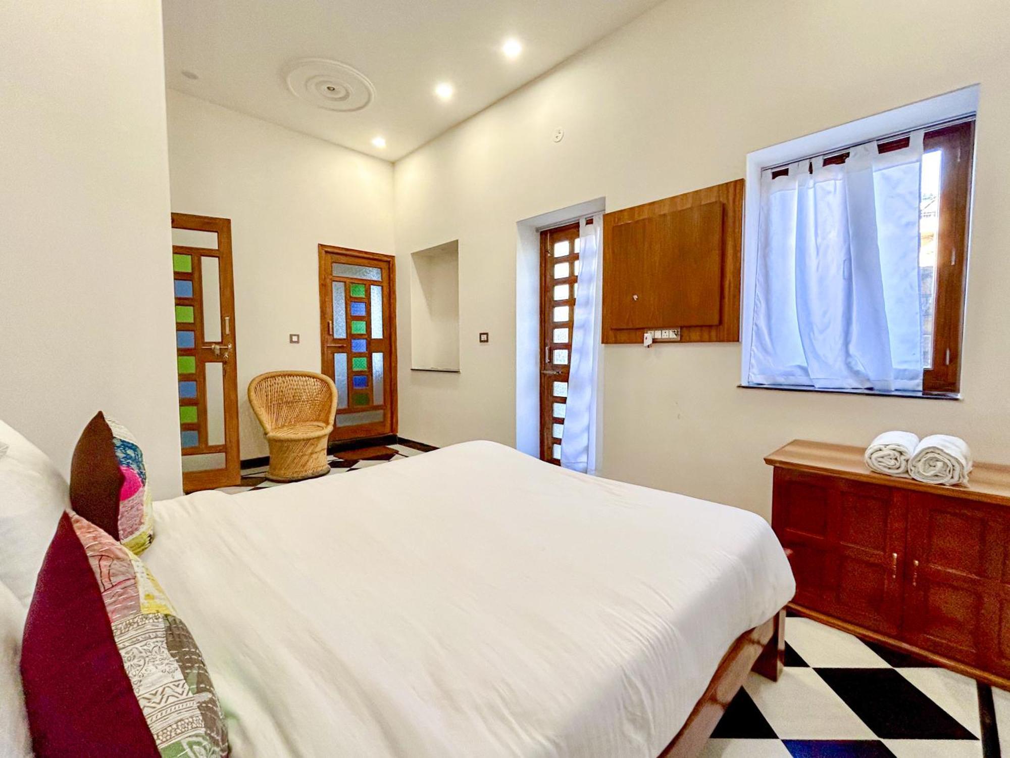Hotel Vasudev Niwas Джайсалмер Екстериор снимка